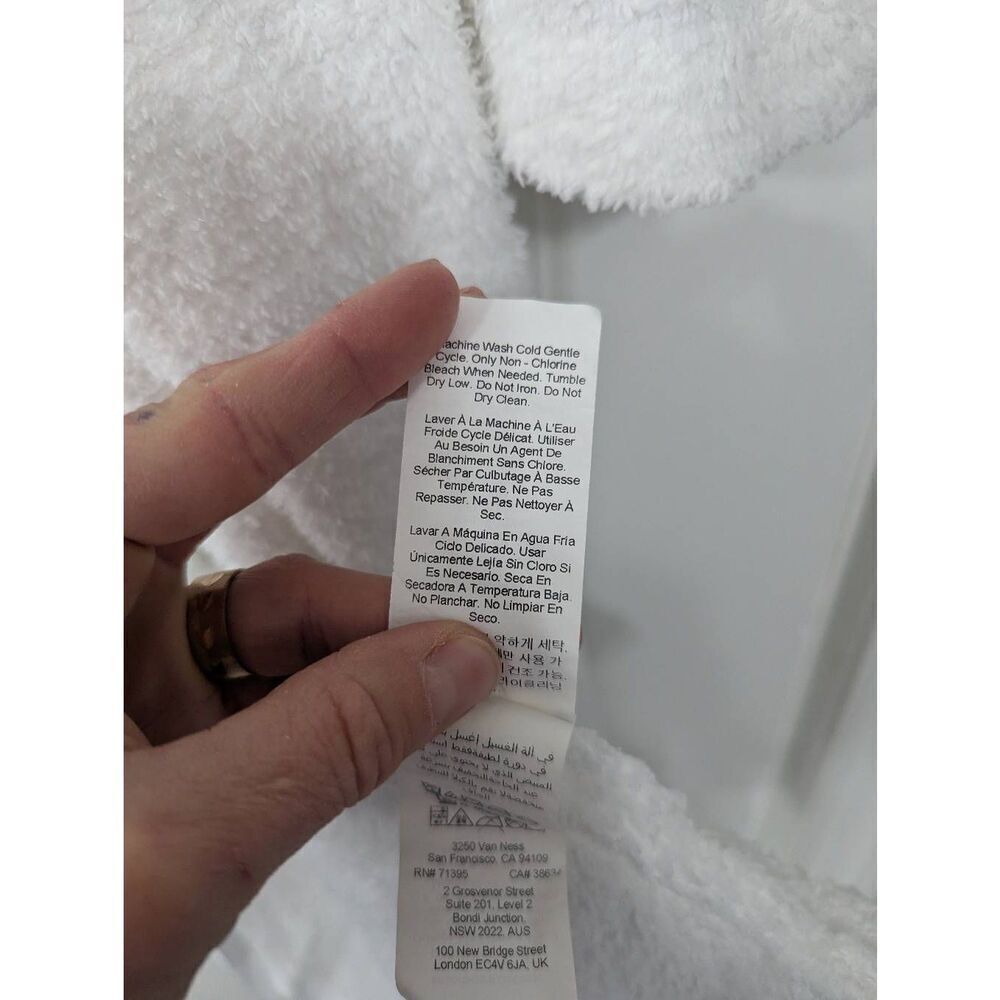 Pottery Barn Plush Robe women's size XL white long pockets teddy bath time sleep - Picture 7 of 10